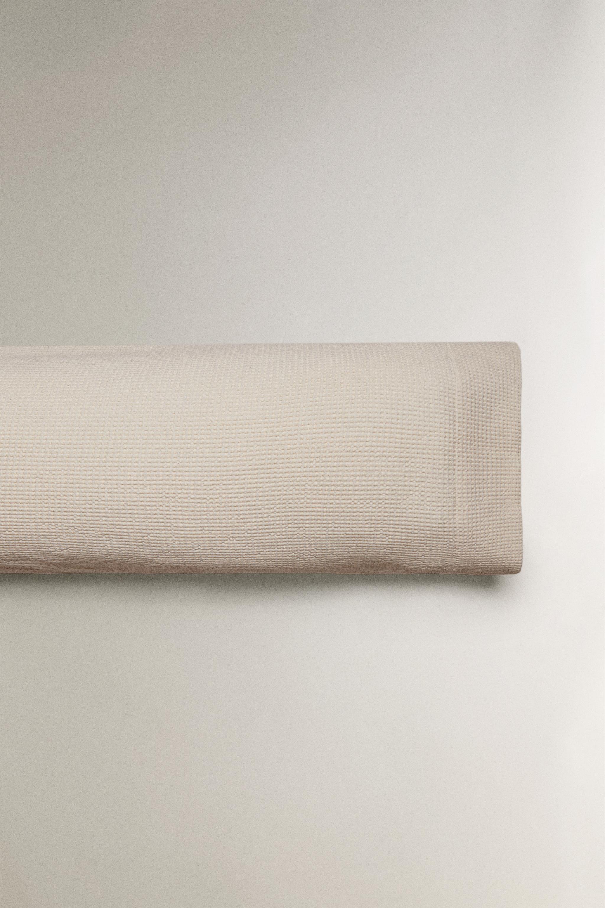 MINI WAFFLE-KNIT COTTON PILLOWCASE